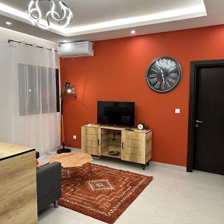Luxueux Appartements - 2 Pieces Ou 4 Pieces - Quartiers Prises D'Almadies Et Ngor" Dakar Eksteriør billede