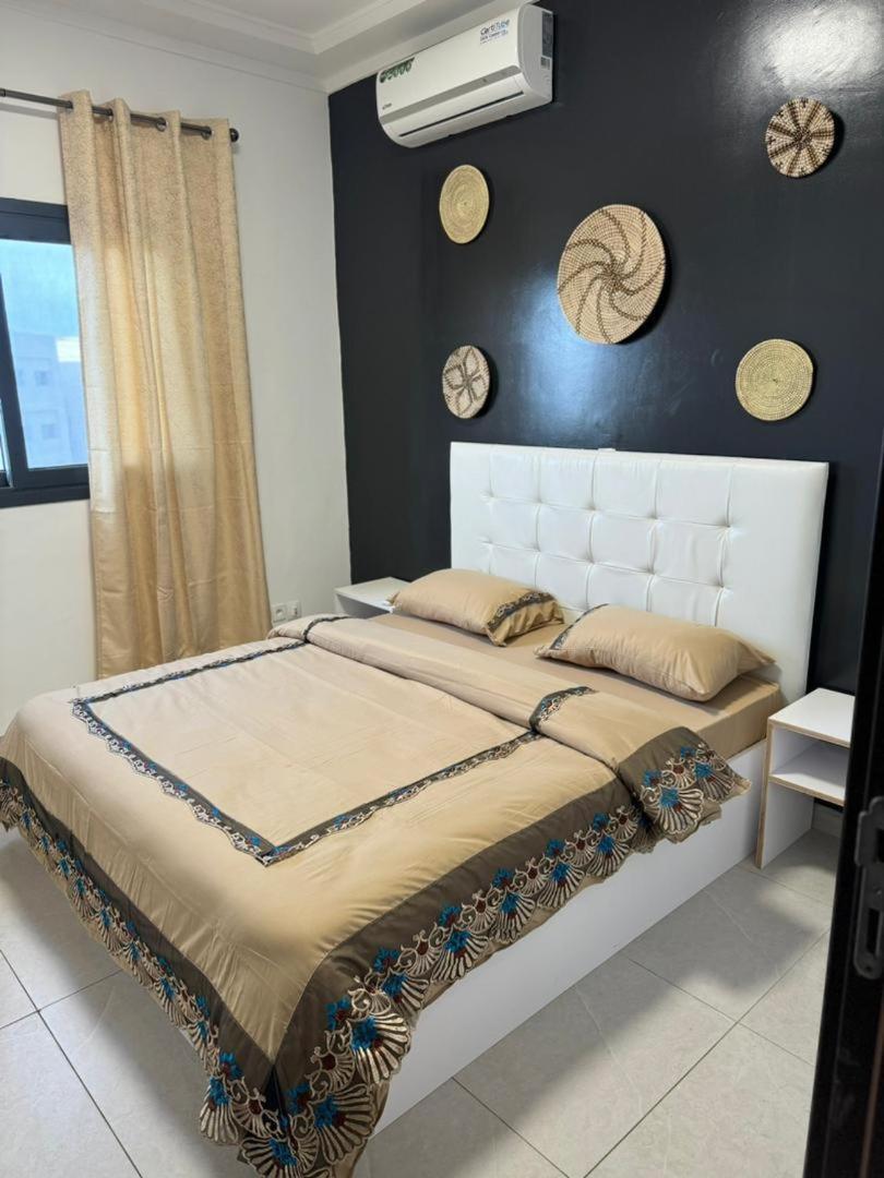 Luxueux Appartements - 2 Pieces Ou 4 Pieces - Quartiers Prises D'Almadies Et Ngor" Dakar Eksteriør billede